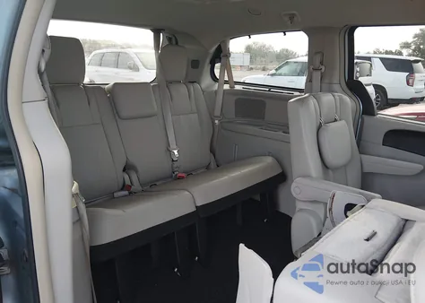 2016 Chrysler Town & Country Touring z USA, uszkodzony, nr VIN 2C4RC1BG5GR260800